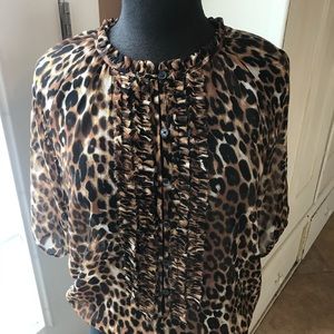 Express cheetah blouse size Xs  new no tags